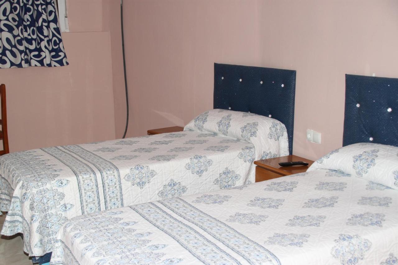 Pension La Lambra Azul Аликанте Екстериор снимка